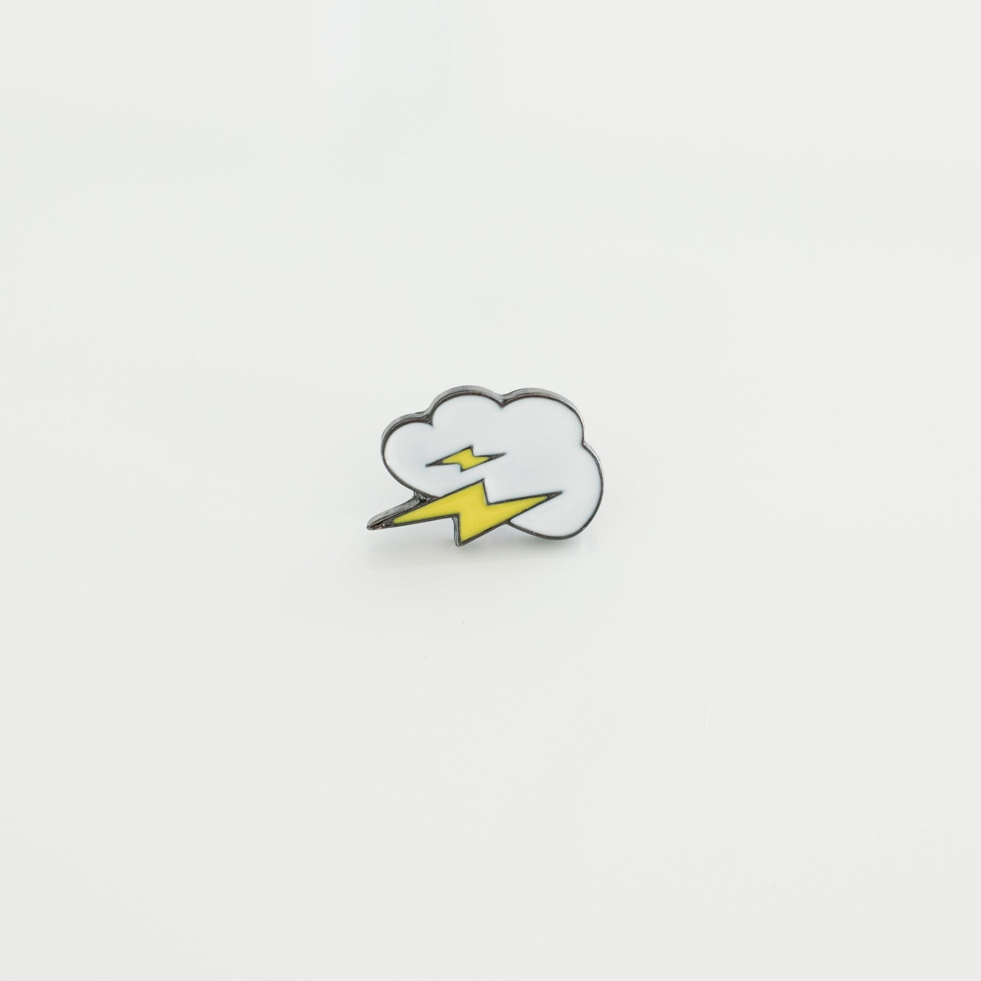 Enamel pin (1 option)